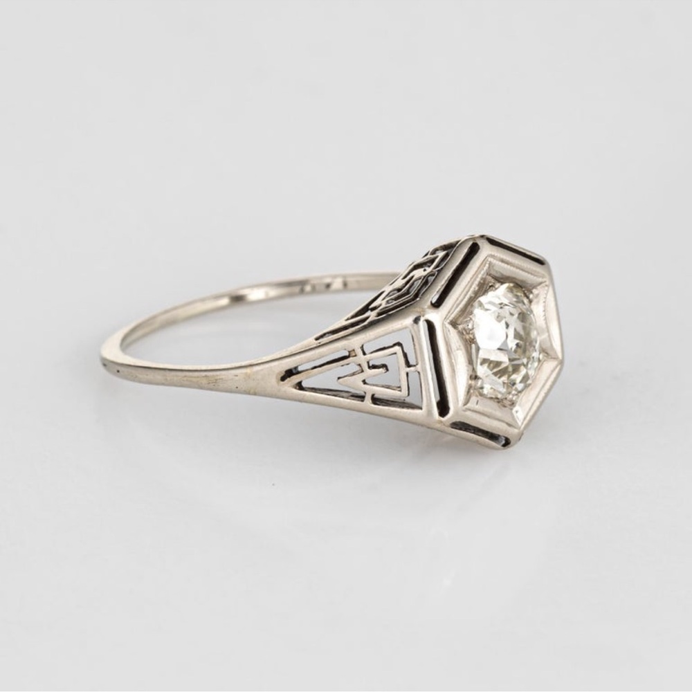 Vintage Art Deco Engagement Diamond Ring